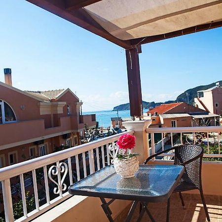 Athina Studios And Apartments Agios Georgios Pagon Exterior foto